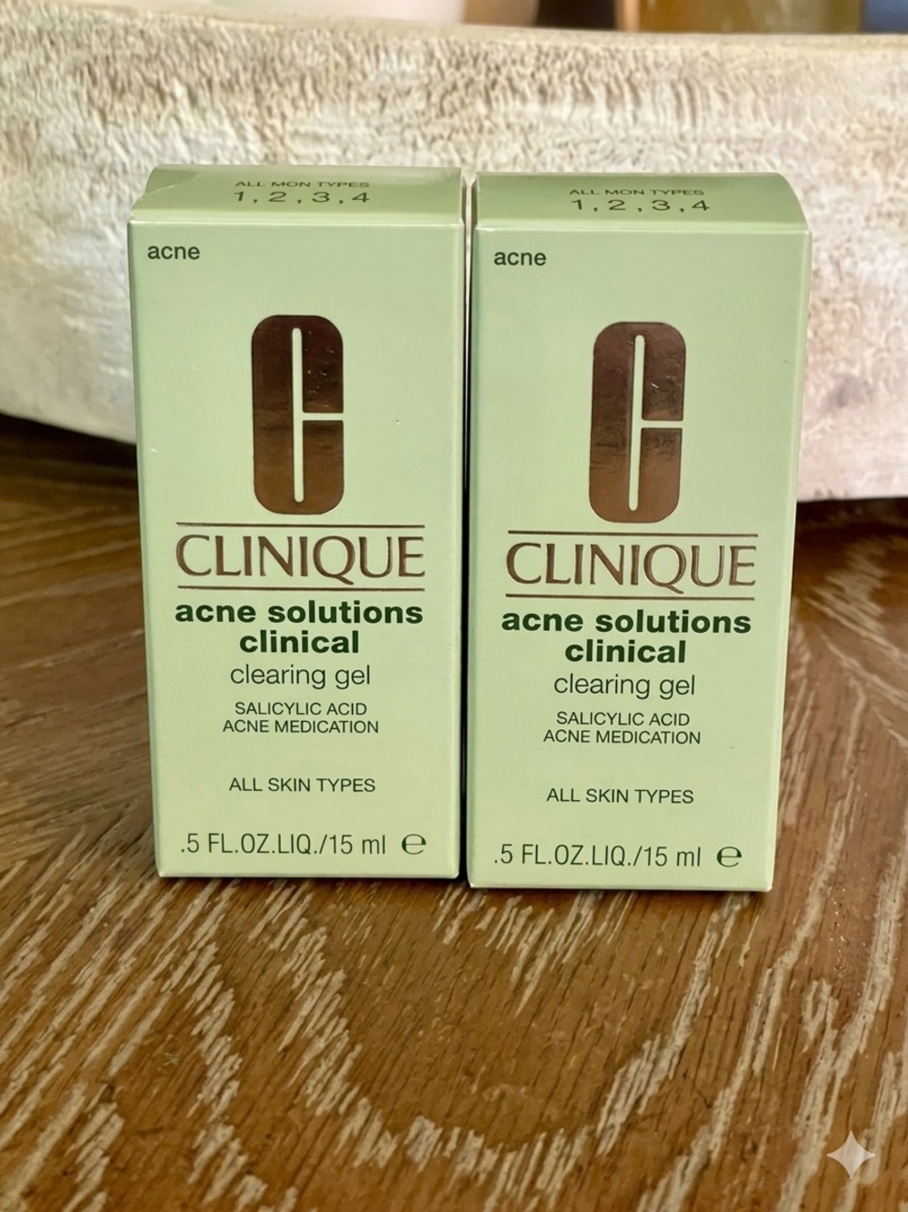 2 - Clinique Acne Solutions Clinical Clearing Gel